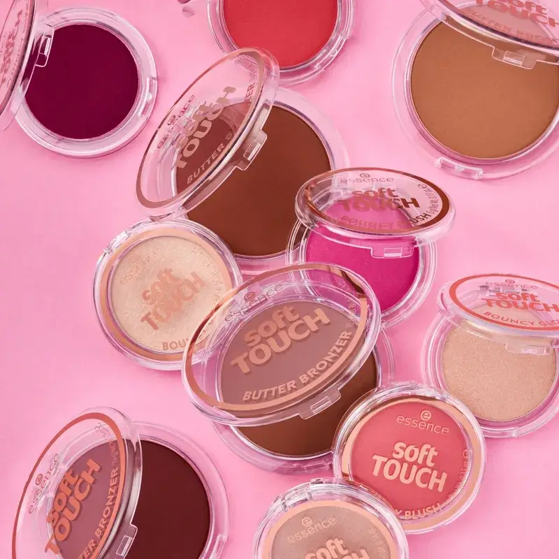 Essence Soft Touch Bouncy Blush 40 , 5 gr - Image 9