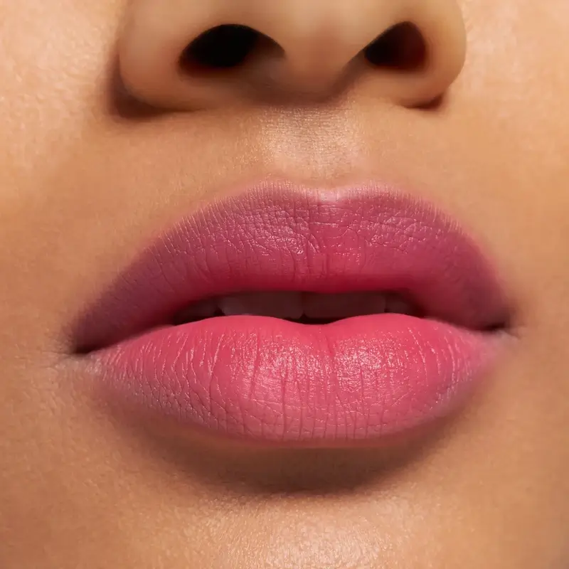 Essence Creamy Matte Lipstick Blur Soufflé 05, 3,6 ml - Image 9